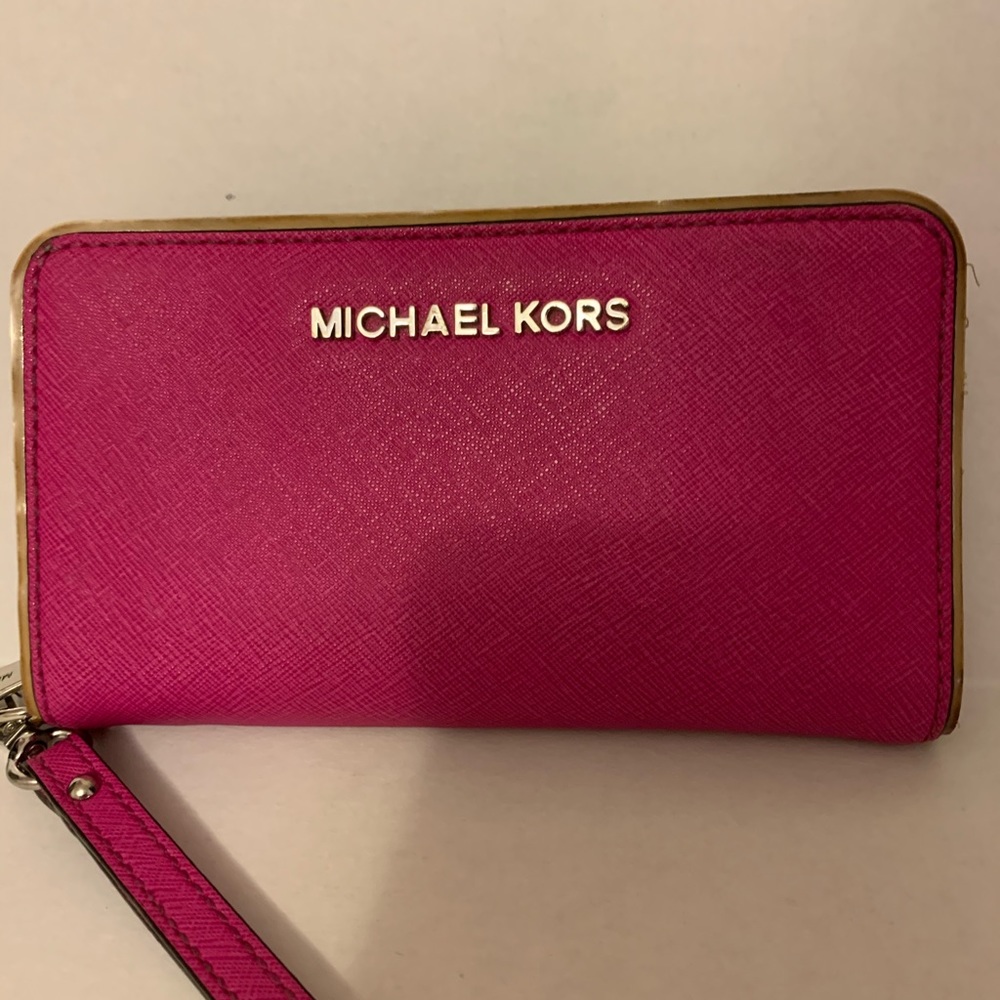 Michael Kors wristlet wallet - Picture 2 of 10